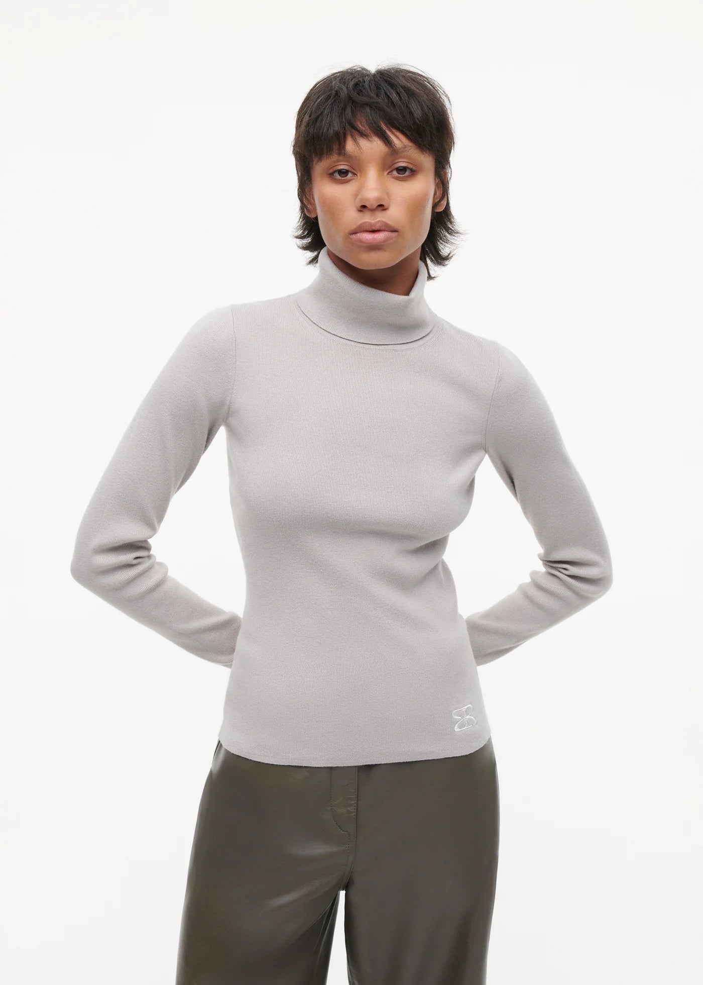 STUDIO AR | Pull