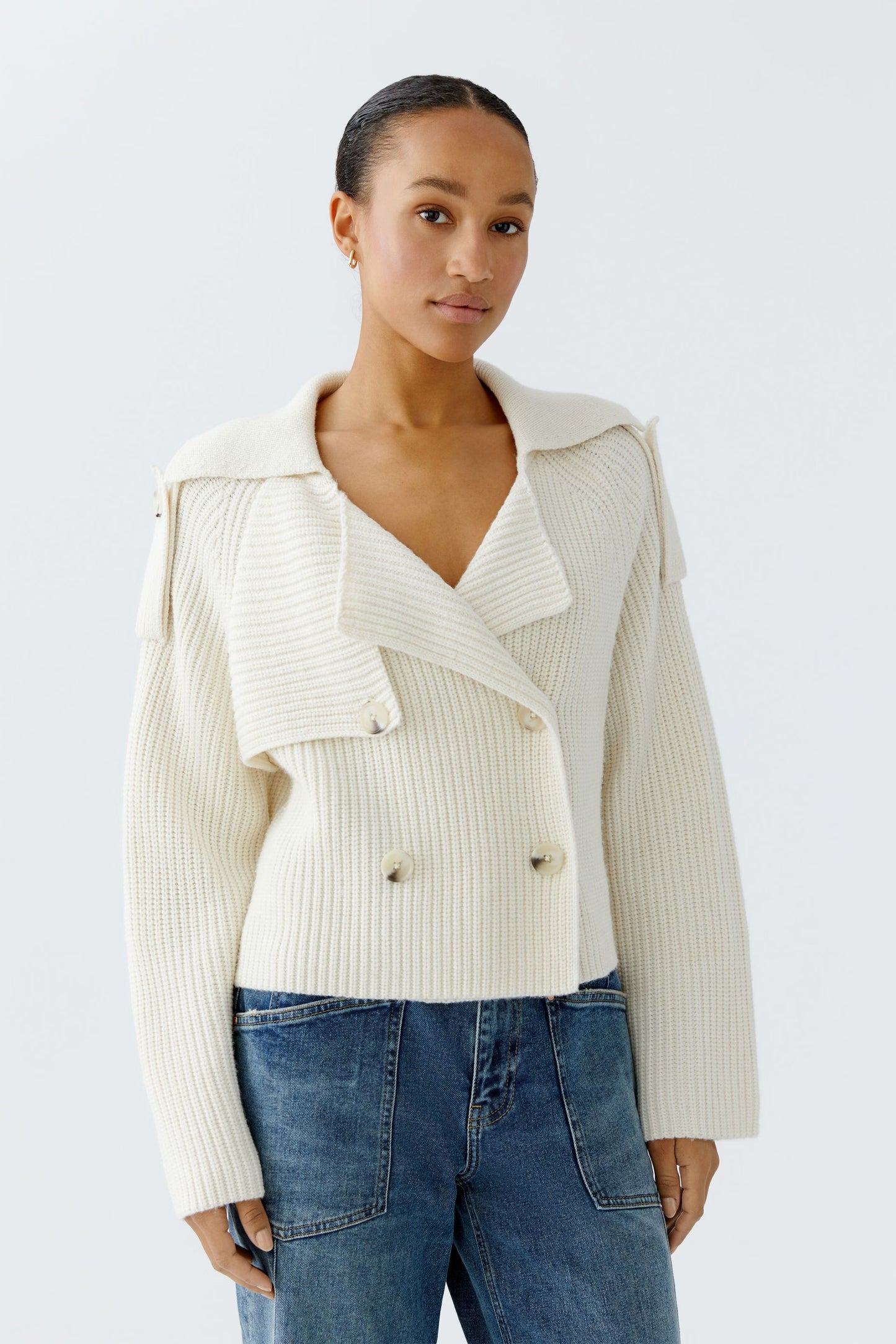 OUI | Vest