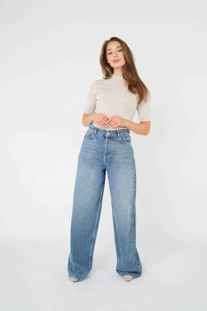 EST'SEVEN | Evi Split Jeans