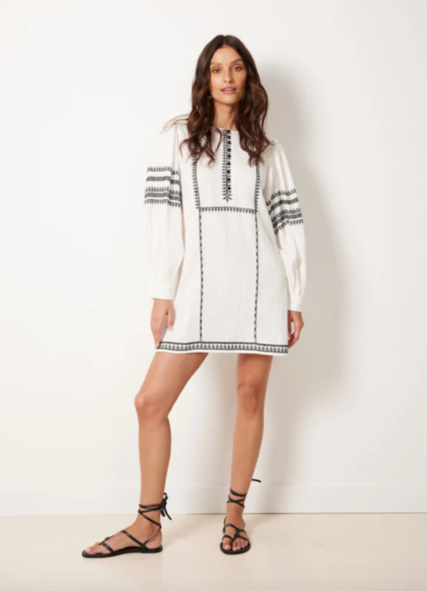 NOT SHY | Jurk Virginia