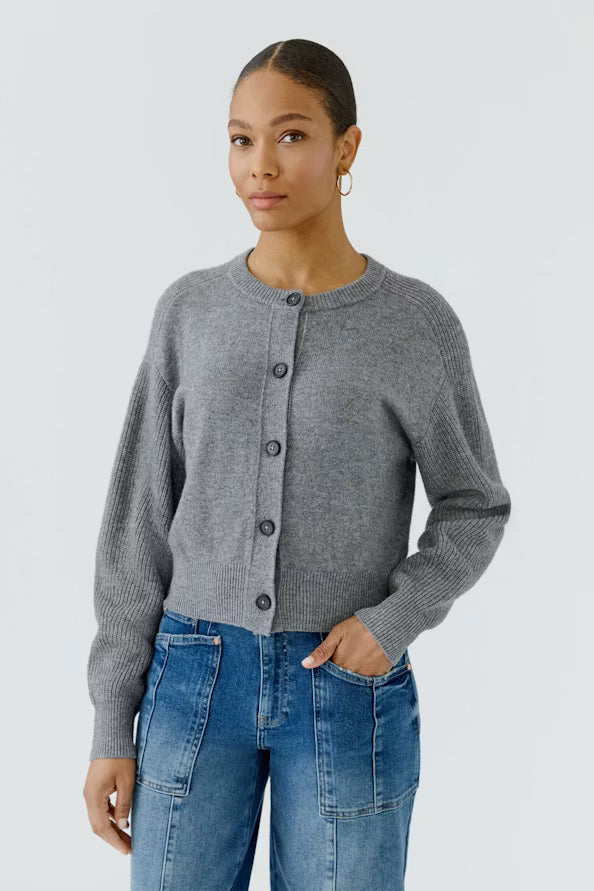 OUI | Vest