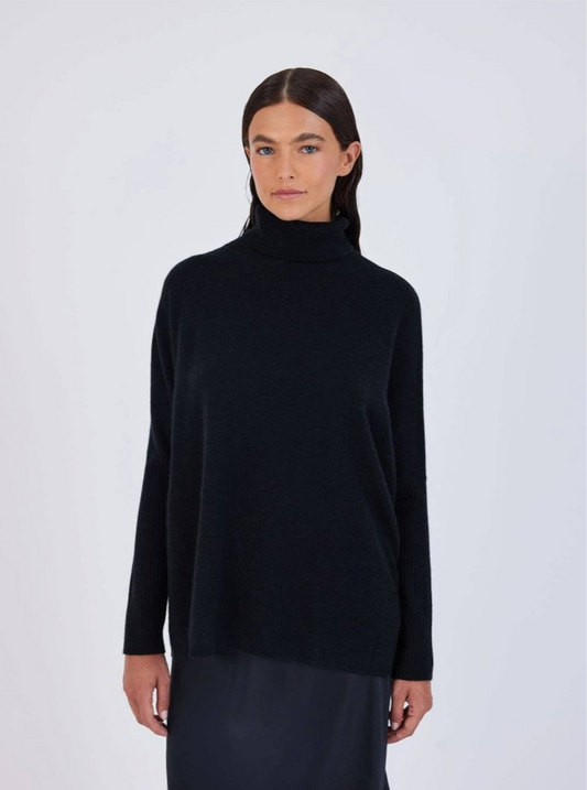NOT SHY| Margareth Poncho Trui