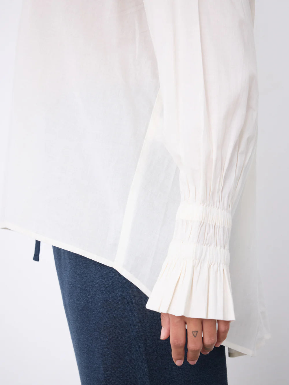 NOT SHY | Blouse Flora