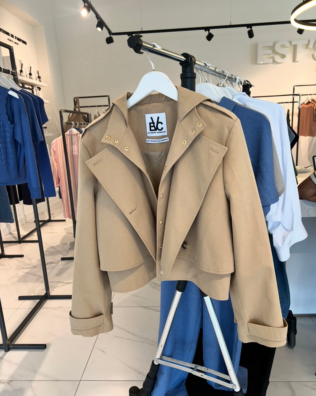 EST SEVEN | Zohar Jacket